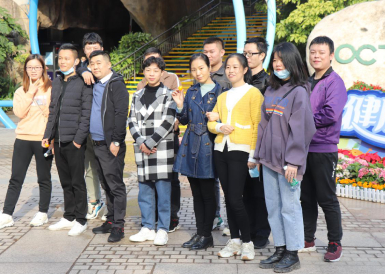 放飞心情，，，，，，，，欢乐无限”| 腾龙国际平台团建活动圆满结束!